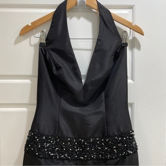 Jovani Formal Gown Jeweled Waist Backless Halter Dress Size 6 - Picture 2 of 12